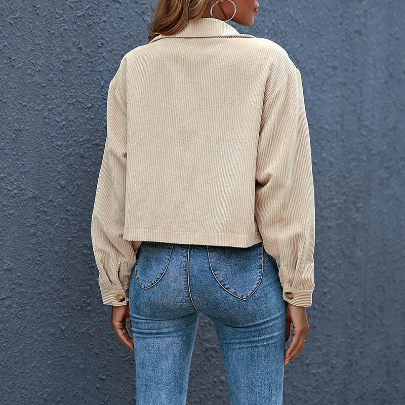 Damen Übergangsjacke Kurz Geschnitten | Leicht Knopfleiste