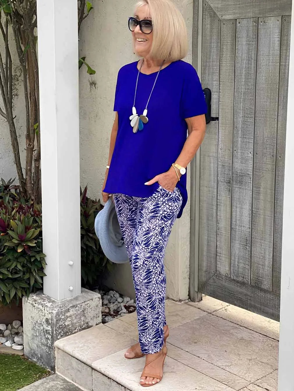 Damen Zweiteiler | Kurzarmshirt und Gemusterte Hose