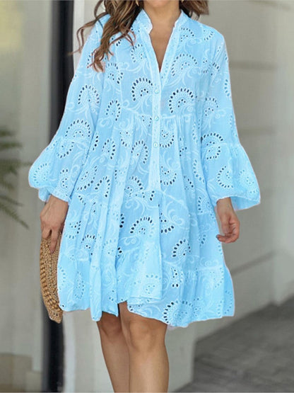 Damen Kleid | Lochmuster V-Ausschnitt