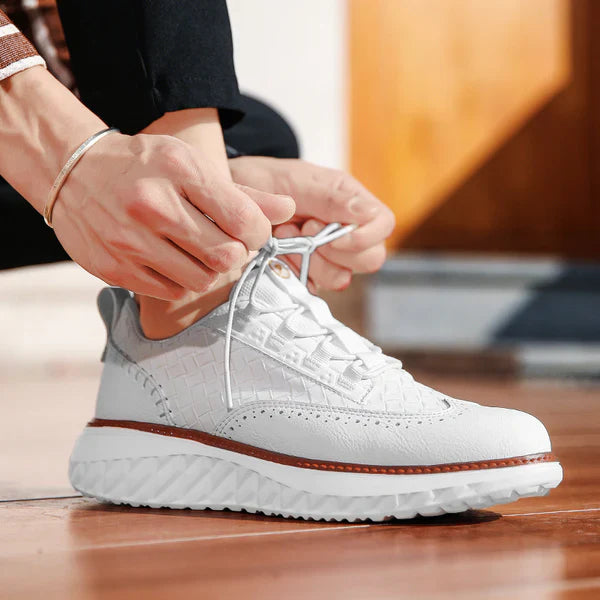 Herren Sneaker | Struktur Design Schnürung