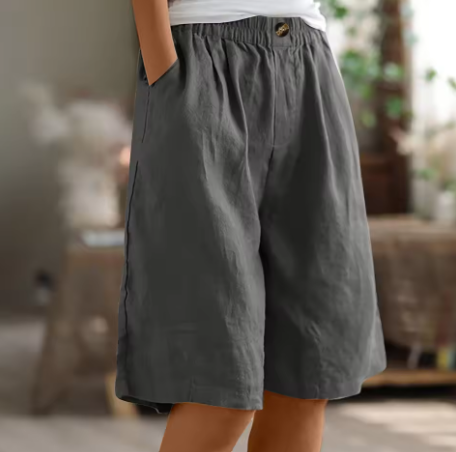 Damen Shorts | Uni Design mit Taschen