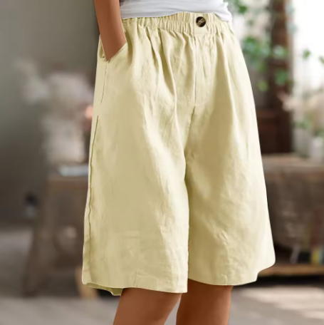 Damen Shorts | Uni Design mit Taschen