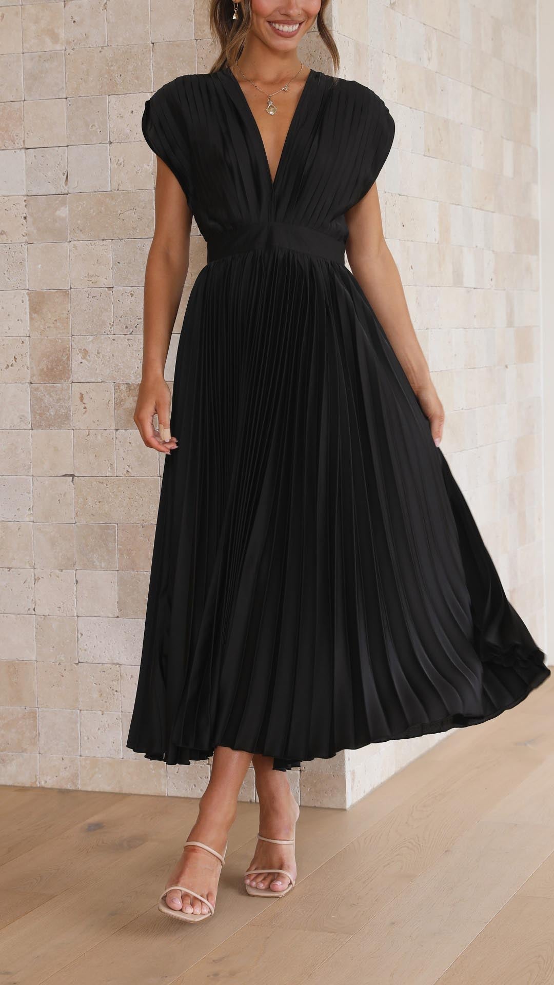 Damen Kleid | Plissee V-Ausschnitt