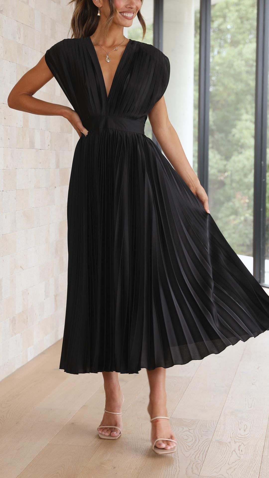 Damen Kleid | Plissee V-Ausschnitt