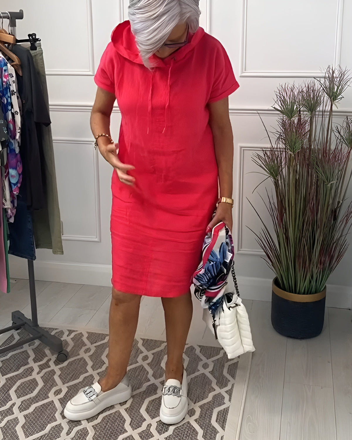 Damen Kleid | Knielang Kurzarm mit Kapuze