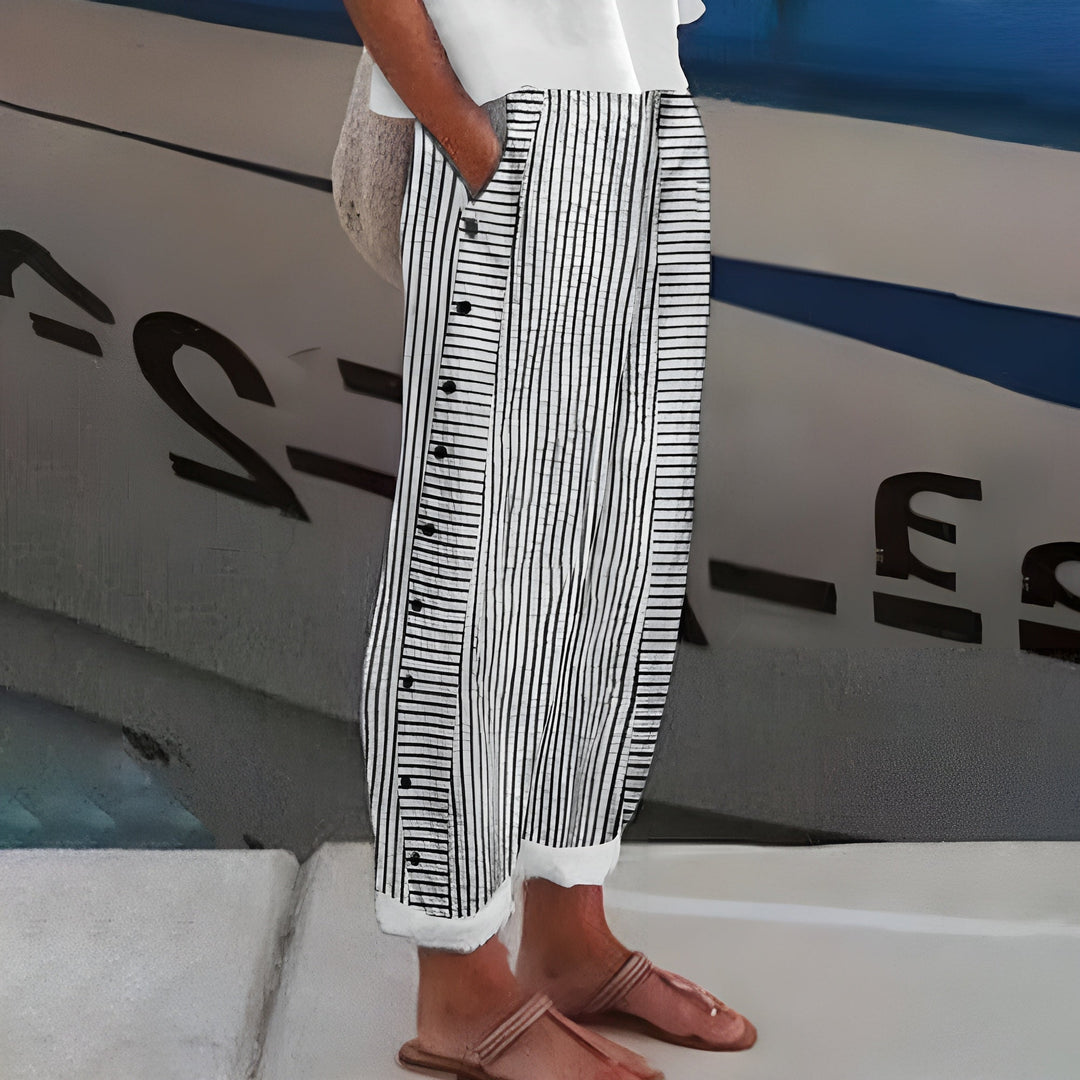 Damen Hosen | Gestreift mit Knopfdetail