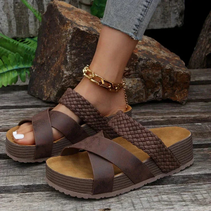 Damen Sandalen | Überkreuzte Riemen mit Plateau